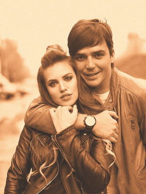 Александра Артемова и Евгений Кузин переехали к родителям