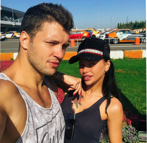 Александра Шева Тяжело и больно мне