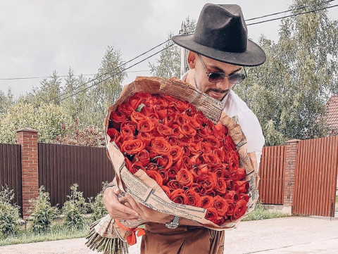 Юлия Белая Девчонки липнут, как пчелы на мед!