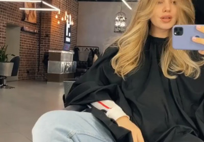 Александра Артемова сменила образ и стала блондинкой!