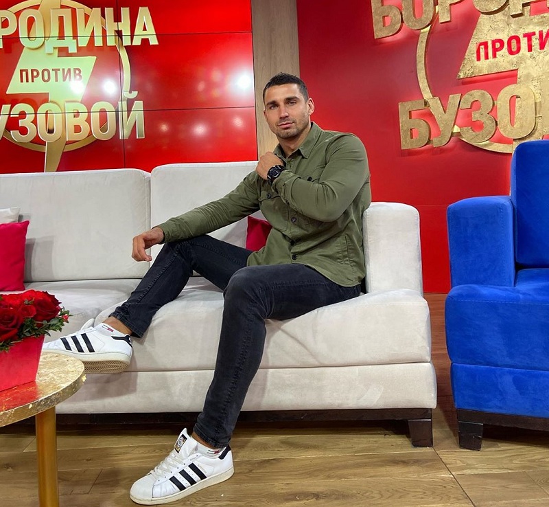 Влад Иванов ушел с проекта по собственному желанию!
